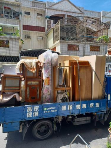 line_oa_chat_221019_153417_group_9